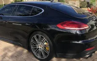 2017 Porsche Panamera